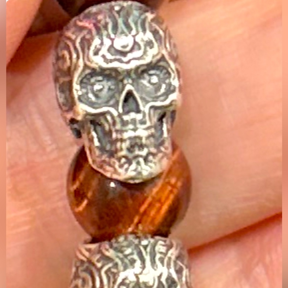 WILLIAM HENRY SCULPTED STERLING SILVER BRACELET RED TIGER EYE BEADS - Picture 13 of 15